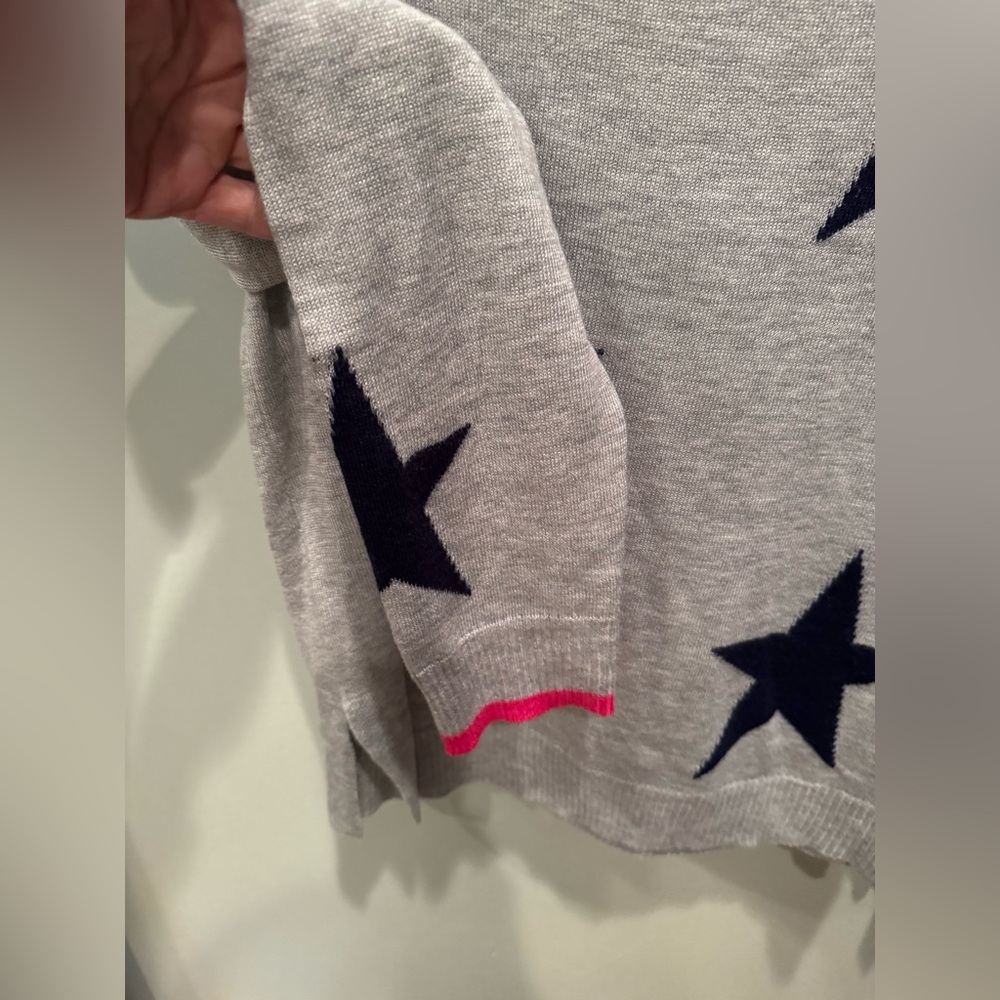 JACQUELINE B Gray Star Sweater - Picture 2 of 3